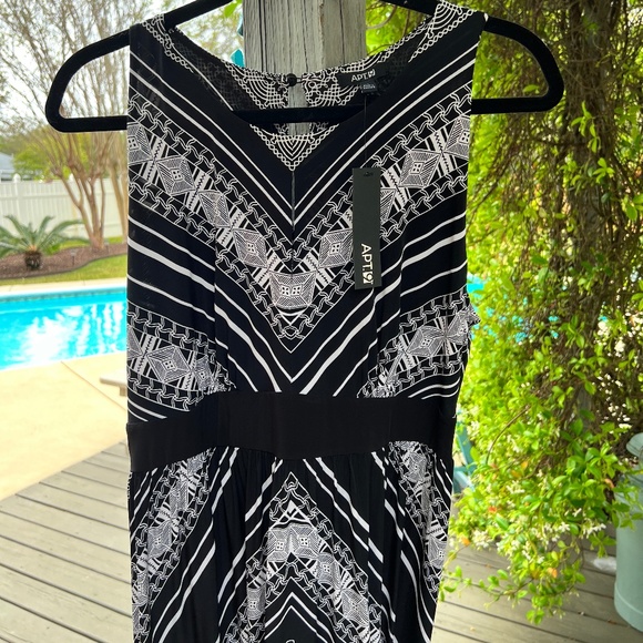 NWT!!  APT 9 Maxi Dress! SZ L - Picture 10 of 11